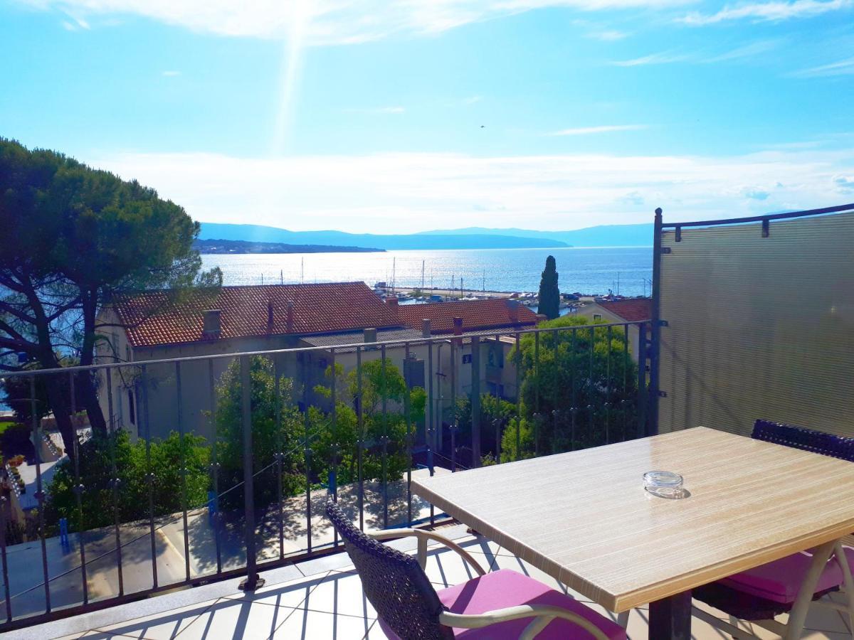 Blue Sky Residence Malinska Exterior foto