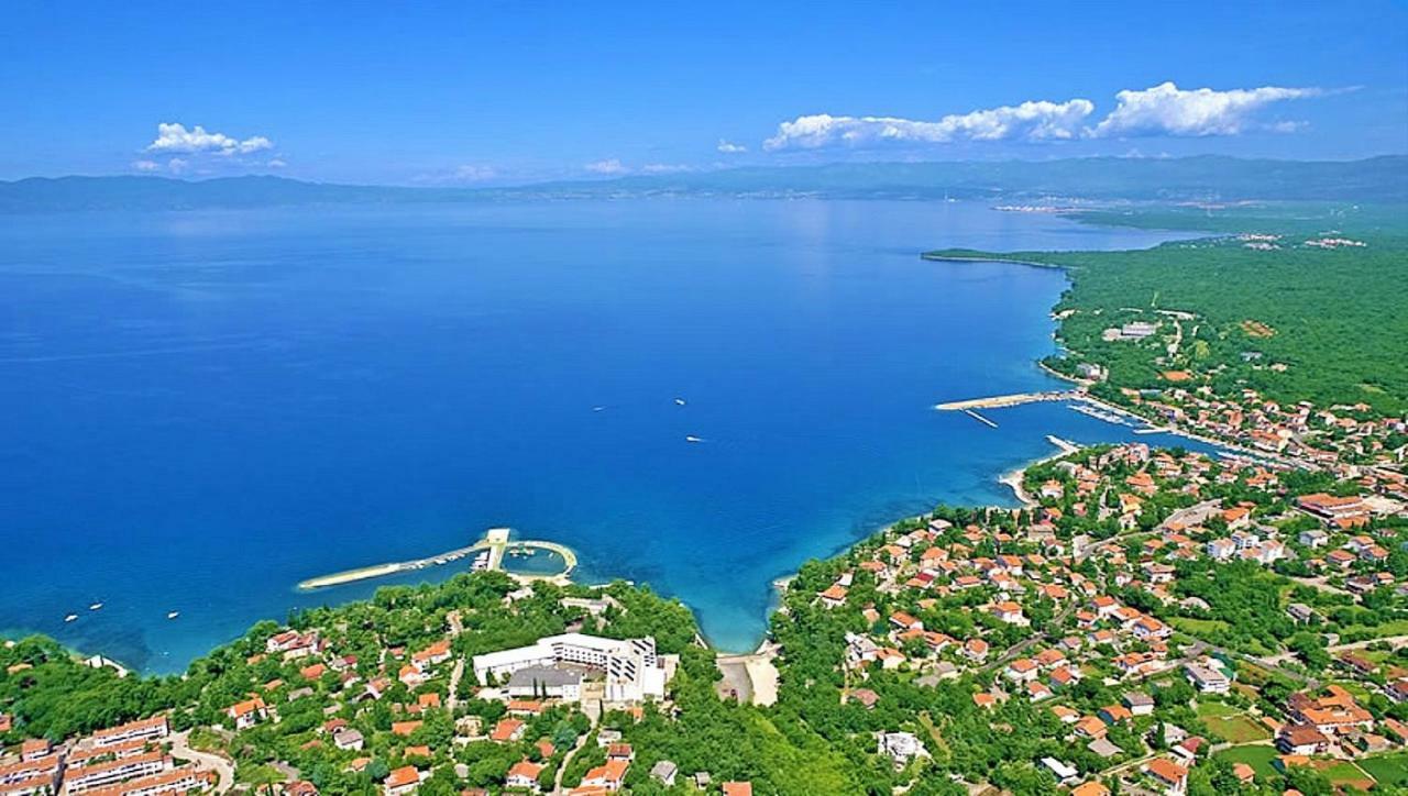 Blue Sky Residence Malinska Exterior foto
